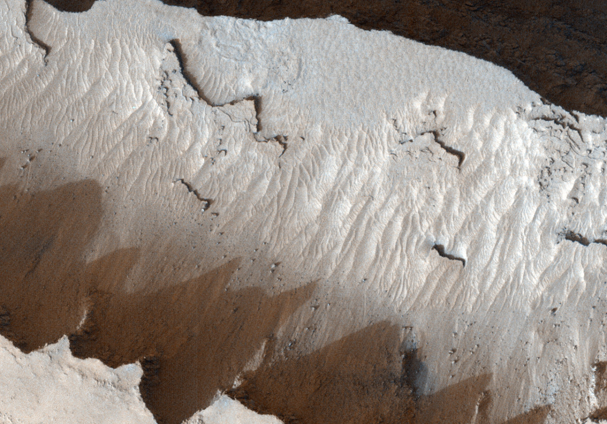 Cerberus Fossae Fractures | Mars From Space